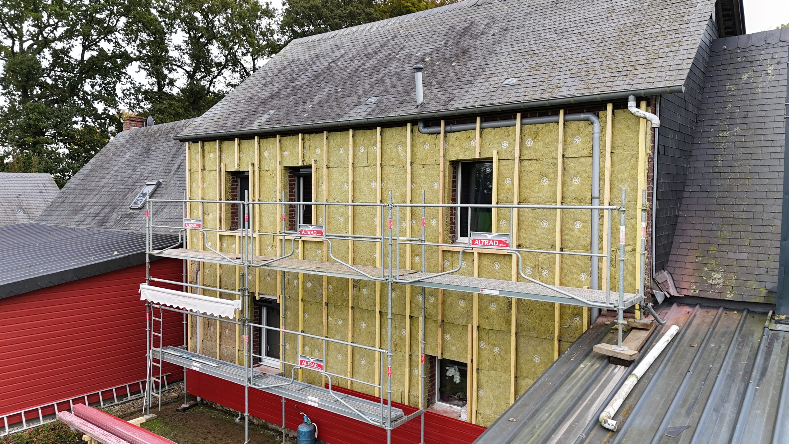 Aides Travaux Isolation 2025 : Le Guide Complet pour vos Menuiseries Préparer la rénovation de votre habitat